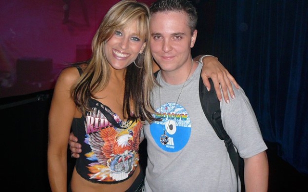 Click to view full size image
==============
7903122.jpg 7903122.jpg