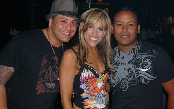 Click to view full size image
==============
7903134.jpg 7903134.jpg