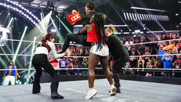 Click to view full size image
==============
044_NXT_08122025CA_17025.jpg 044_NXT_08122025CA_17025.jpg