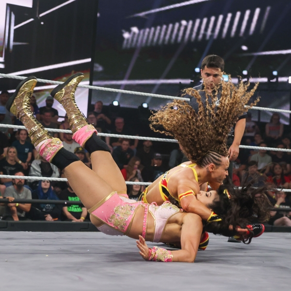 Click to view full size image
==============
32_NXT_09232025AK_35310.jpg 32_NXT_09232025AK_35310.jpg