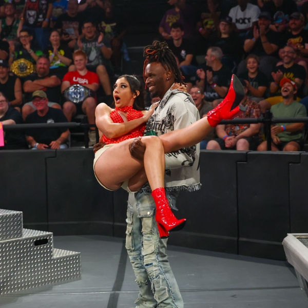 Click to view full size image
==============
14_NXT_10212025KS_13507.jpg 14_NXT_10212025KS_13507.jpg