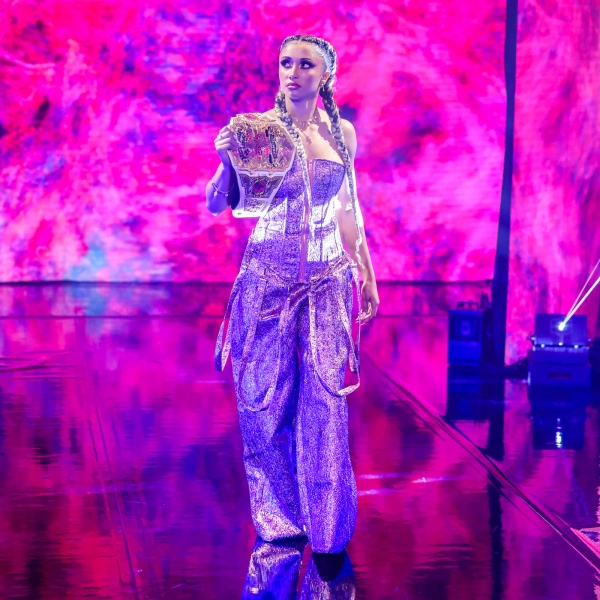 Click to view full size image
==============
12_NXT_11042025BR_33393.jpg 12_NXT_11042025BR_33393.jpg