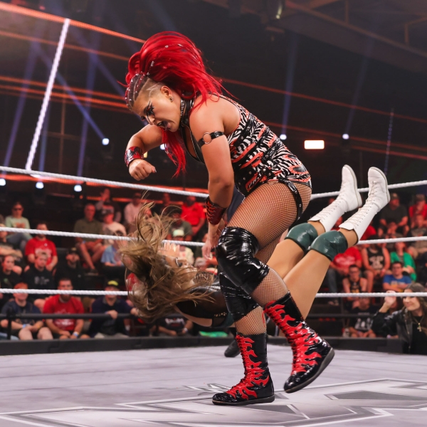 Click to view full size image
==============
29_NXT_11042025BR_33853.jpg 29_NXT_11042025BR_33853.jpg