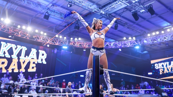 Click to view full size image
==============
028_NXT_11112025BR_35996.jpg 028_NXT_11112025BR_35996.jpg