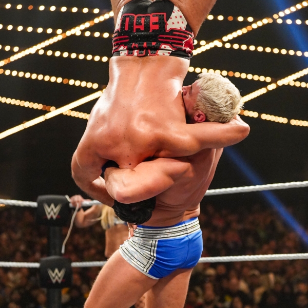 Click to view full size image
==============
07_NXT_11182025GD_48167.jpg 07_NXT_11182025GD_48167.jpg