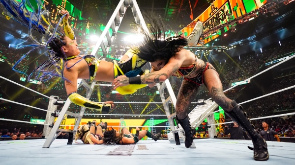 Click to view full size image
==============
033_MITB_06072025HM_38241--14914e62797b57f0a60f971f8164be20.jpg 033_MITB_06072025HM_38241--14914e62797b57f0a60f971f8164be20.jpg