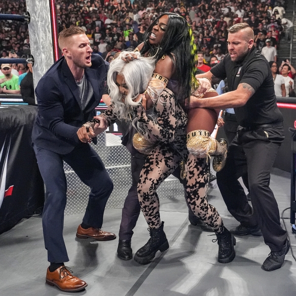 Click to view full size image
==============
028_SNME_07122025GD_62553--3c78a28ce11994b548a2a78506373355.jpg 028_SNME_07122025GD_62553--3c78a28ce11994b548a2a78506373355.jpg