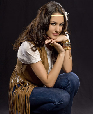 22663_Brie_Bella_-_Fabulous_Fringe_038_122_86lo.jpg 22663_Brie_Bella_-_Fabulous_Fringe_038_122_86lo.jpg