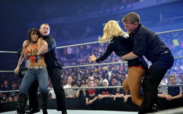 Click to view full size image
==============
7049280.jpg 7049280.jpg