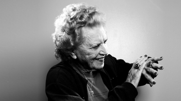 Click to view full size image
==============
003_MAE_YOUNG--01b0e231d64f2bfb109687fb2215c152.jpg 003_MAE_YOUNG--01b0e231d64f2bfb109687fb2215c152.jpg