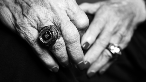 Click to view full size image
==============
005_MAE_YOUNG--76efb92274bdeedf1c06f5a6014068d4.jpg 005_MAE_YOUNG--76efb92274bdeedf1c06f5a6014068d4.jpg