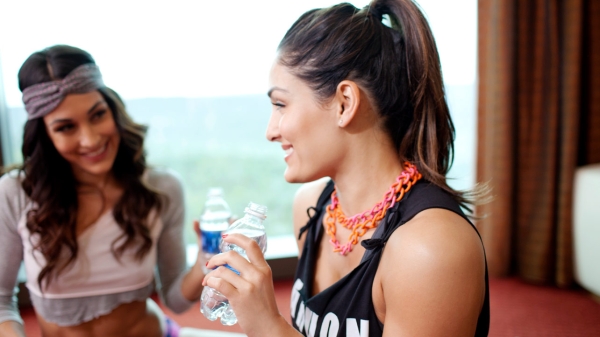 Click to view full size image
==============
44_BRIE_NIKKI_11262013JR_1515b.jpg 44_BRIE_NIKKI_11262013JR_1515b.jpg