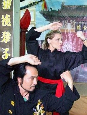 8709004.jpg 8709004.jpg