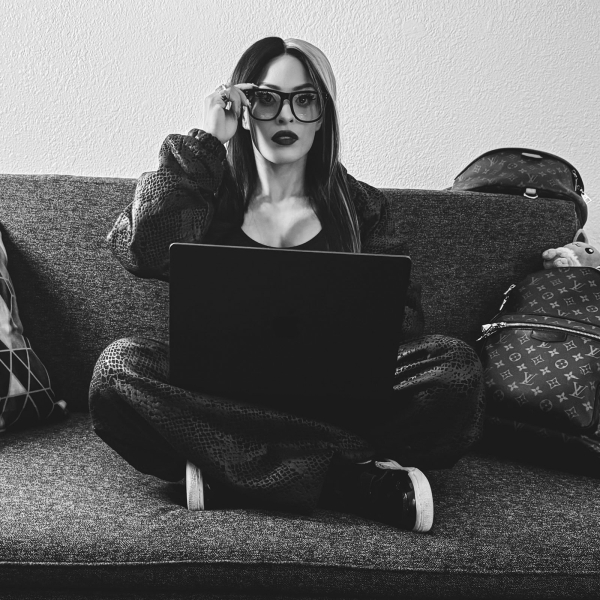 Click to view full size image
==============
zelinavegawwe_1753138456_3681914691484435402_14434191.jpg zelinavegawwe_1753138456_3681914691484435402_14434191.jpg